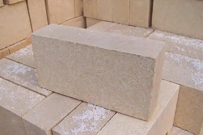 Thermal Shock Stability of Mullite Brick: Acicular vs Equiaxed Grains